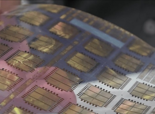 交叉 128.jpg 交叉 128.jpg